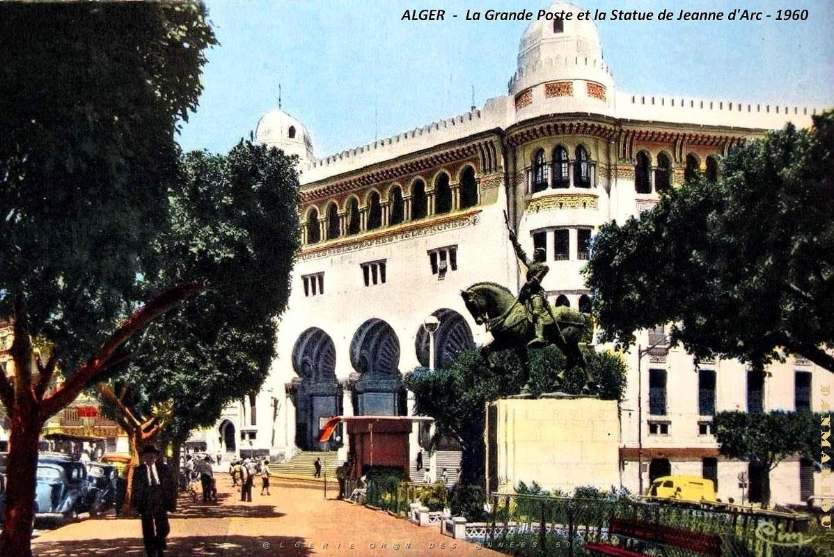 Alger - Gande Poste et Jeanne d'Arc - 05.jpg